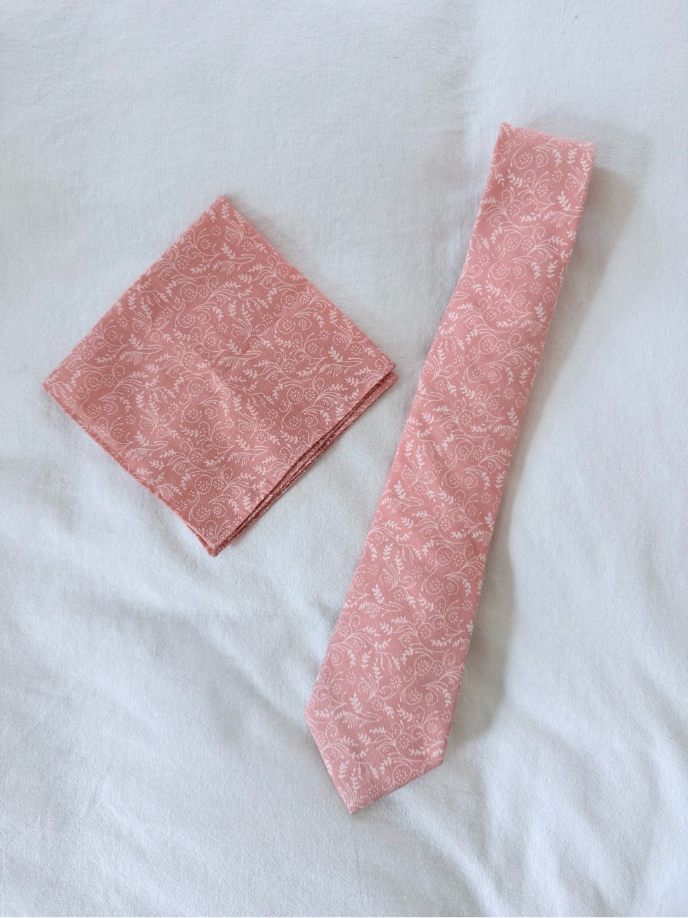 ✨ Jacob Alexander Pink Floral Cotton Tie & Pocket Square Set Wedding Groom ✨ - Picture 3 of 16